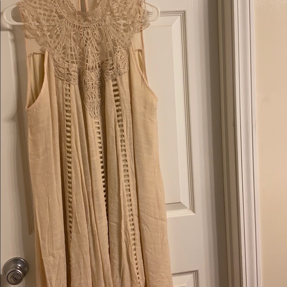 Entro: Dress - Picture 3 of 5